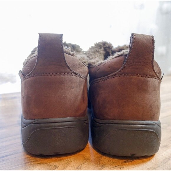 L.L. Bean Women's US Size 10 Wide Waterproof Mocs Slip On Leather Rain Leather - Picture 3 of 10